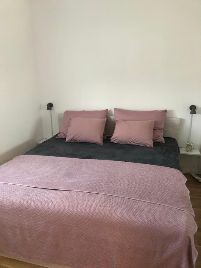 Eurorail Logistics Apartment Zagabria Esterno foto