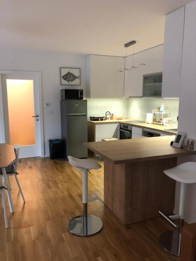 Eurorail Logistics Apartment Zagabria Esterno foto