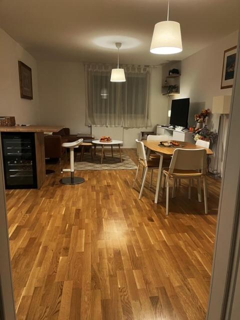 Eurorail Logistics Apartment Zagabria Esterno foto